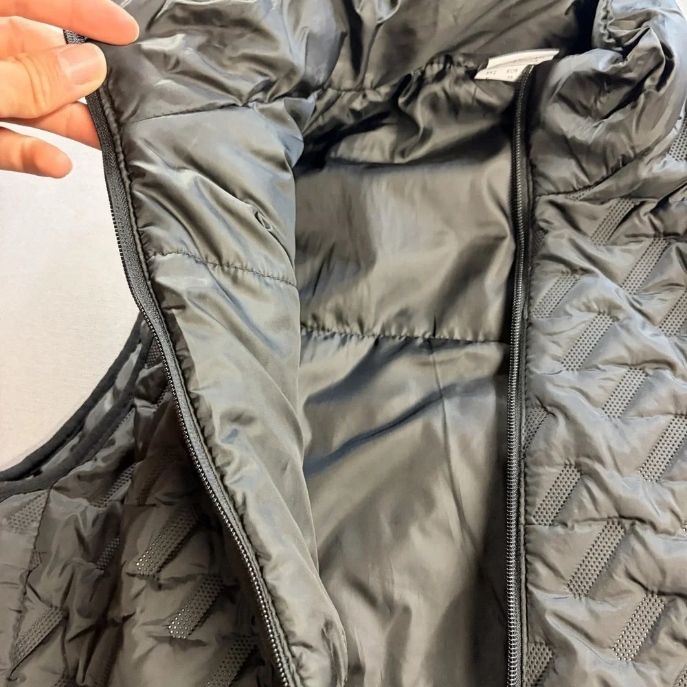 New Balance Puffer Tech Vest Mens Small Black Graphite Quilted Full Zip PO 8727